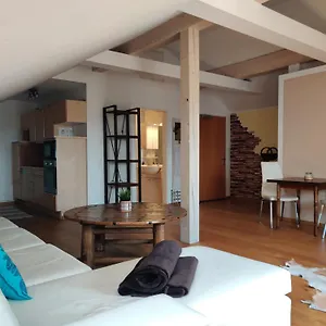 Festl Apartment